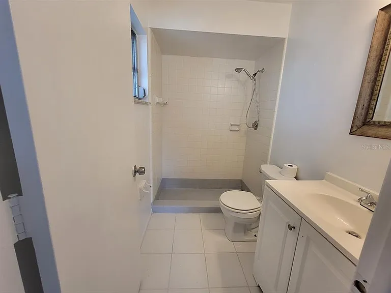 22329 Niagara Ave — Photo 14