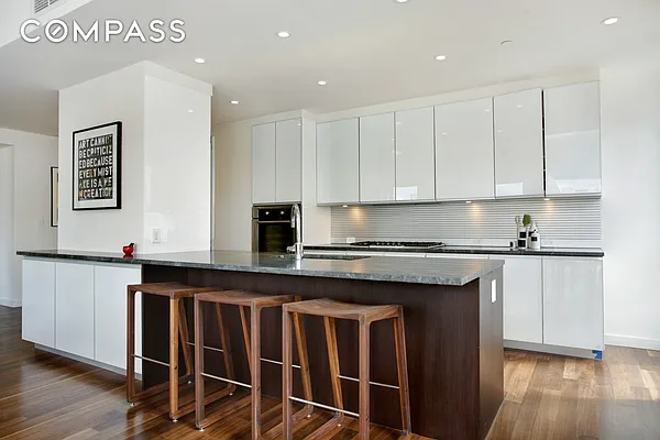 Rented by Compass | media 18