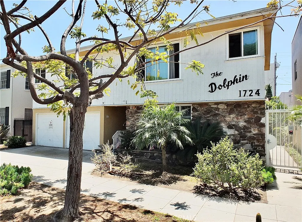 1 bed, 644 sqft, $2,300 — Photo 3
