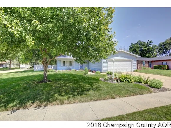 302 Foxwell Ct photo 1