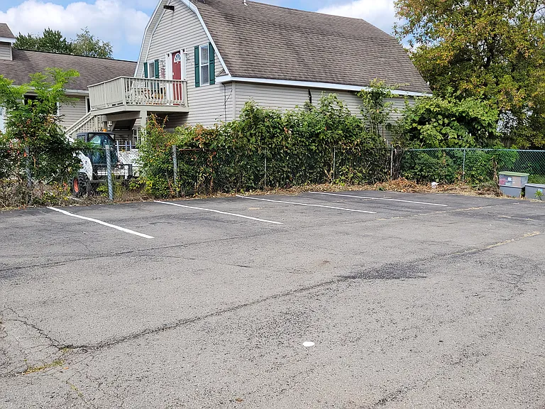 311 Church St #A — Photo 8
