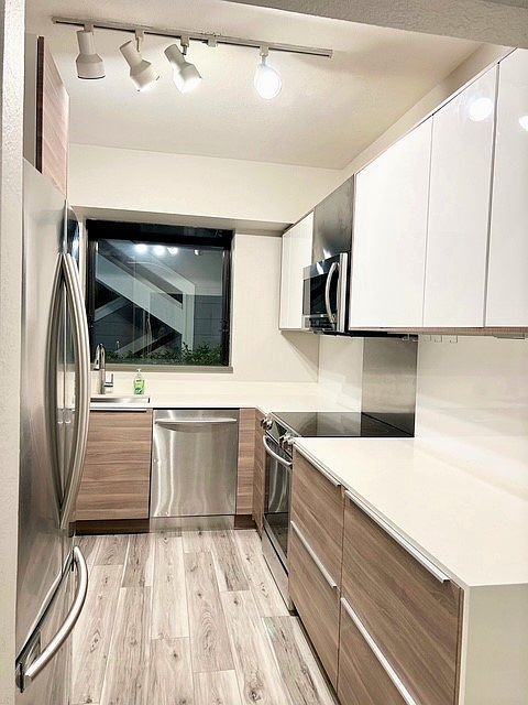 Modern Kitchen with hidden outlets