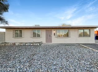 7802 E Apple Tree Dr, Tucson, AZ 85730