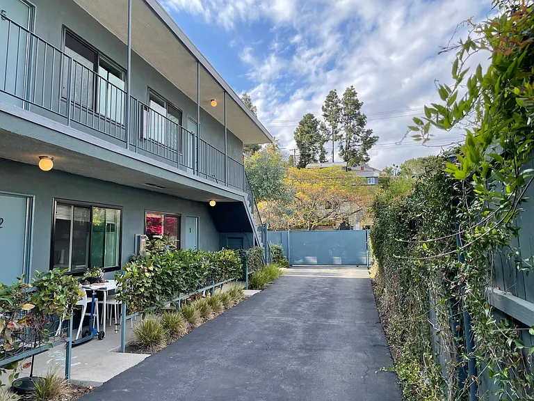3160 Cazador St — Photo 8