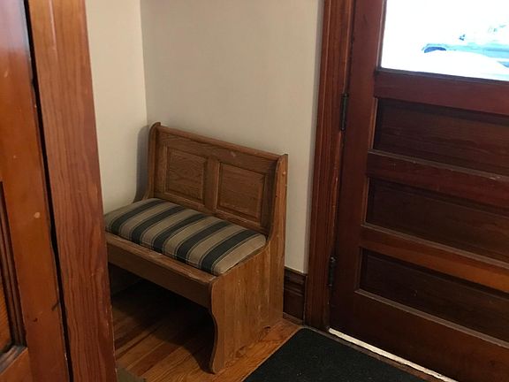 2nd image of 3918 N Seeley Ave #1