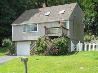 392 Union City Rd, Naugatuck, CT 06770