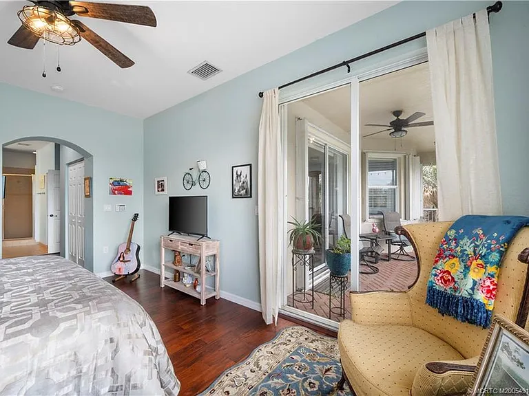 691 SW Glen Crest Way — Photo 41