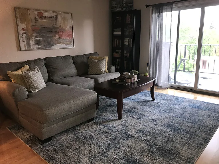 1433 N Williams St #601 — Photo 4