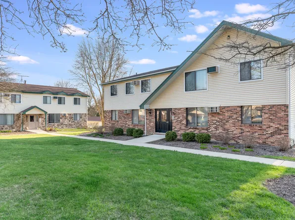 8332 Oak Leaf Dr APT 1603, Woodridge, IL 60517