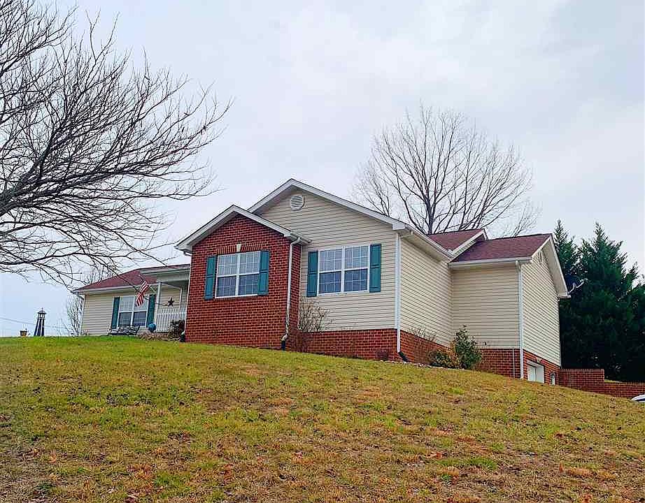 2nd image of 3837 Shandee Ln