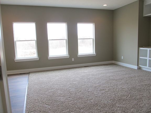 5th image of 6944 Stony Lake Ln