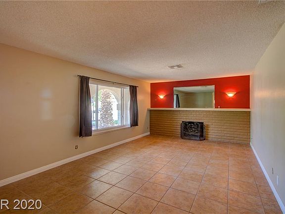 2nd image of 3680 Gina Pl