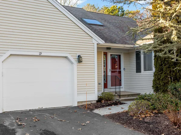 19 Executive Drive, Mashpee, MA 02649