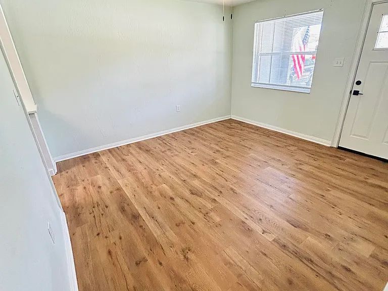 10 Byron Ellinor Dr #A — Photo 14