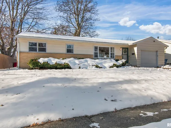 325 Cartwright Dr, Springfield, IL 62704