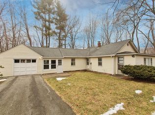 36 Leland Rd, Westford, MA 01886