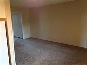 3rd image of 1045 N Pennsylvania St APT 402