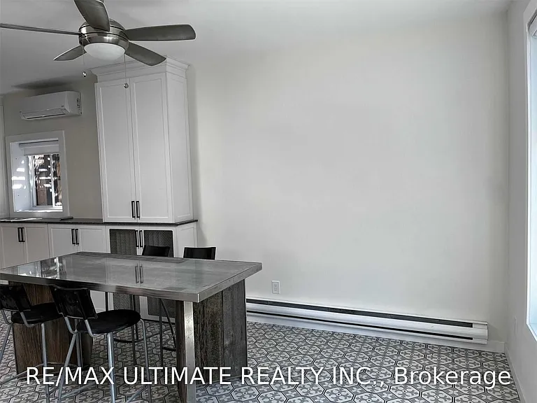 1065B Saint Clair Ave W — Photo 3