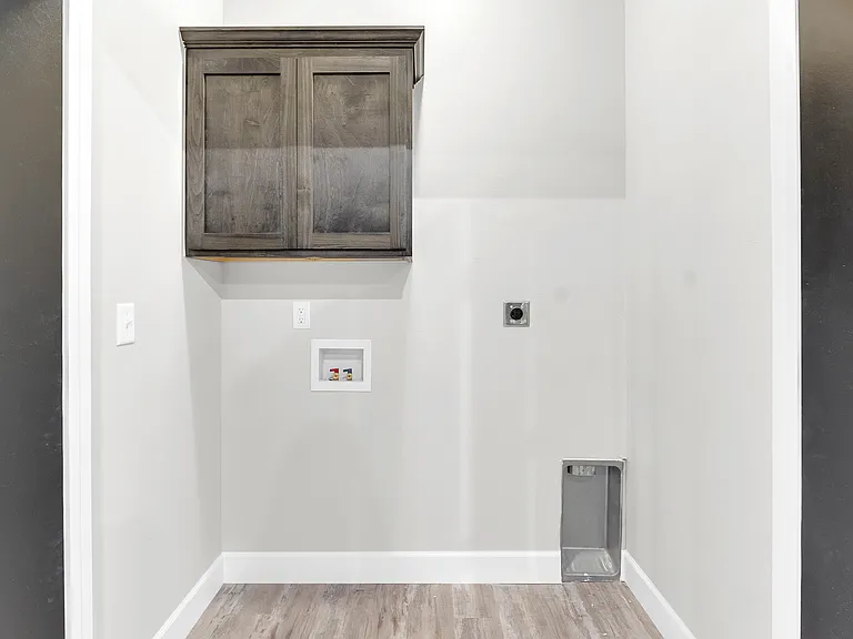 618 E Pams Dr #D — Photo 6