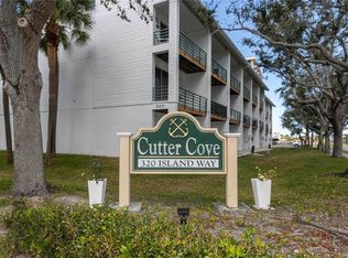 320 Island Way APT 605, Clearwater, FL 33767