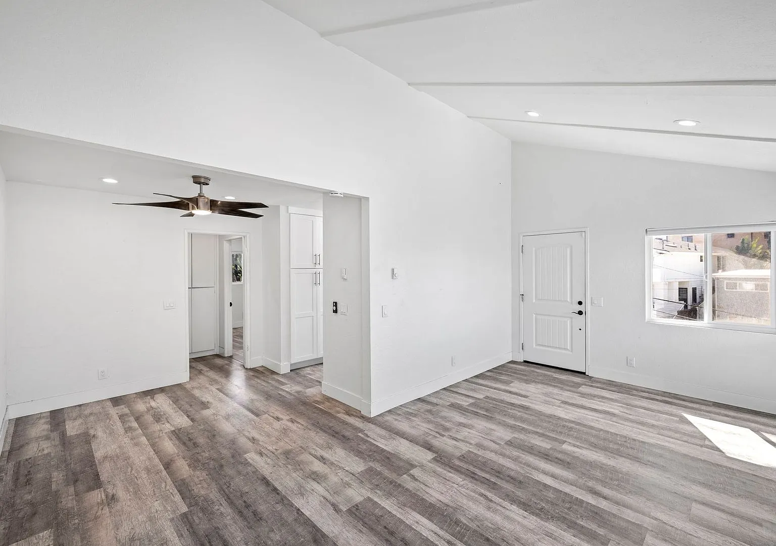 226 Avenida De La Grulla — Photo 4