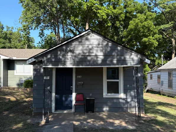 1230 Osage St, Augusta, KS 67010