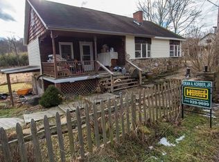 891 Main St, Denbo, PA 15429