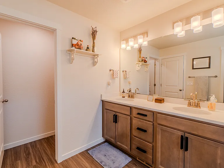 5173 Roundhouse Dr — Photo 20