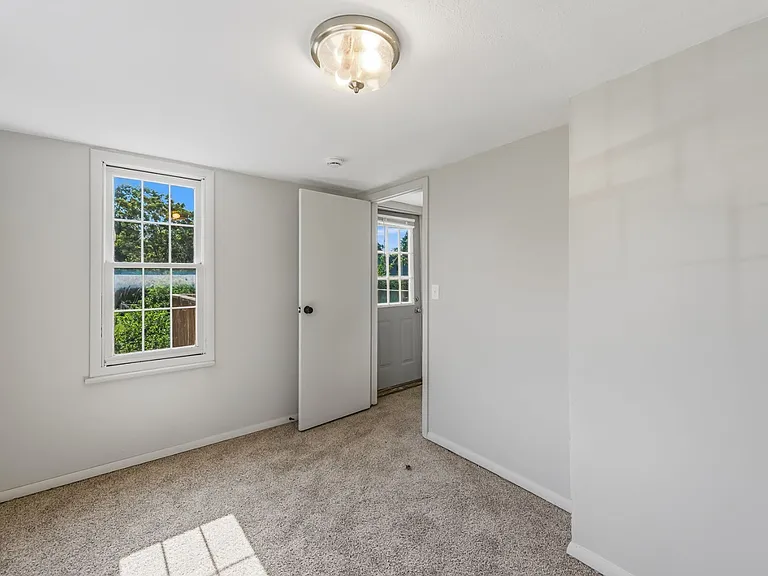6 Wade St — Photo 17
