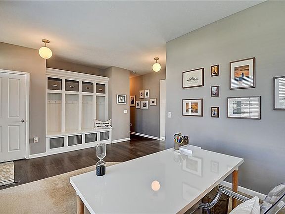 5th image of 15156 Roedean Dr
