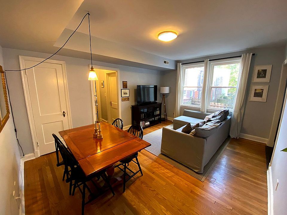 living/dining room