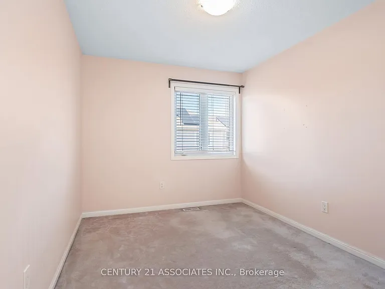 362 Cavanagh Ln — Photo 31