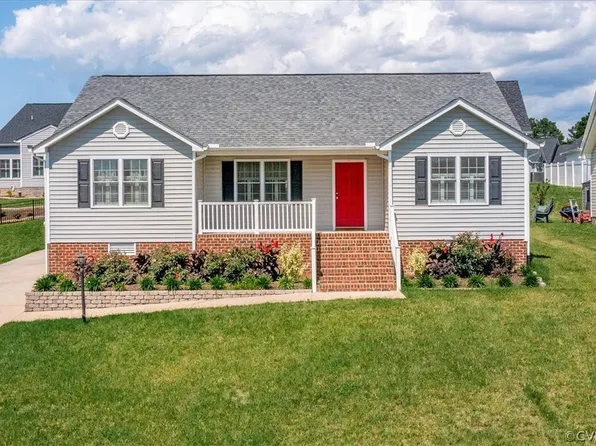 103 Wilkshire Ct, Colonial Heights, VA 23834
