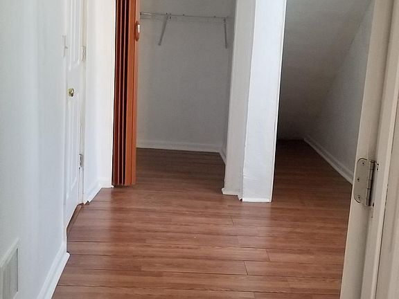 5th image of 3814 Ohio Ave #A