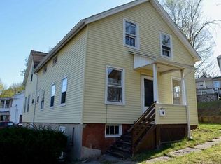 4 Dayton Pl, Meriden, CT 06450