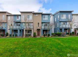 12 Degrees North, Lake Forest Park, WA 98155