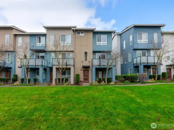 14671 36th Court NE, Lake Forest Park, WA 98155