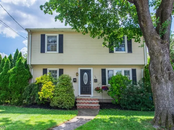 58 Orchard St, Pompton Lakes Boro, NJ 07442
