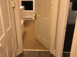 109 Alexander St #B, Hagerstown, MD 21740