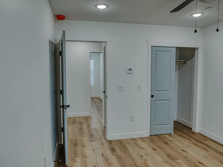 201 W Center St #7-12 — Photo 14