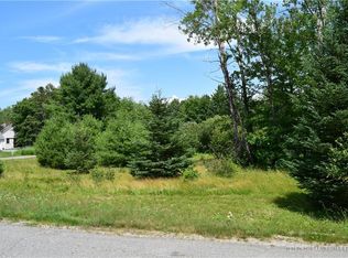 25 Hatch Cove Dr, Castine, ME 04420