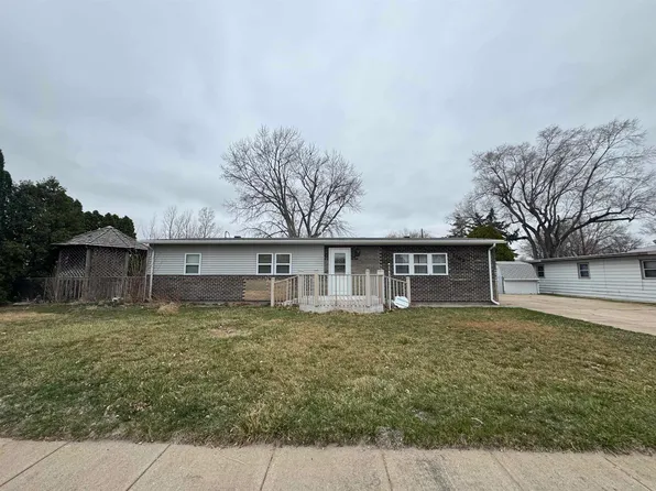 1702 N Sheridan Avenue, North Platte, NE 69101