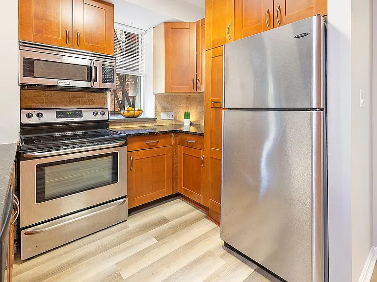 1706 U St NW #104 — Photo 13