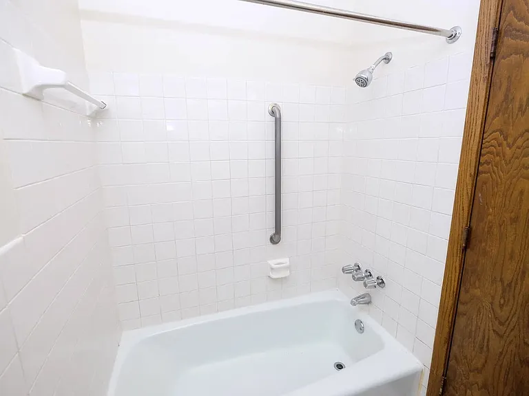 Transform your daily routine in the spacious, modern bathrooms at Central Lakes of Uptown. Enjoy luxurious amenities and thoughtful design that elevate your comfort. Don't miss outschedule a tour today!