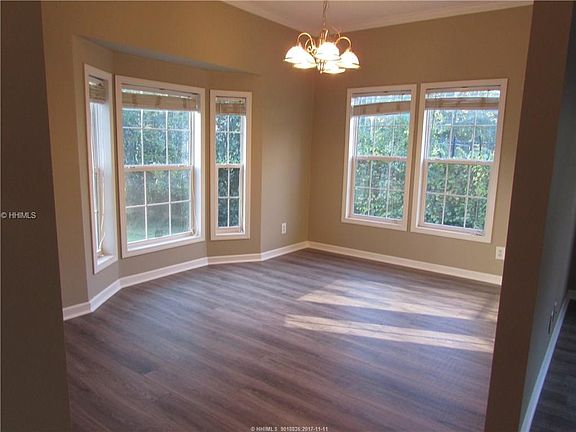 3rd image of 266 Wise St