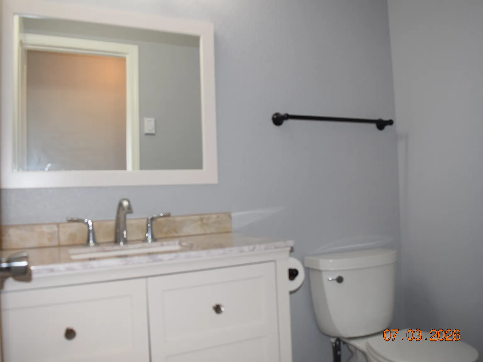 2 bed, 890 sqft, $1,000 — Photo 4