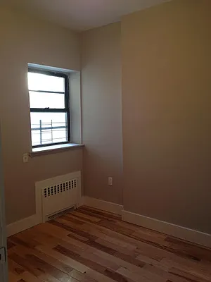 Rented by Manhattan Management LLC | media 15