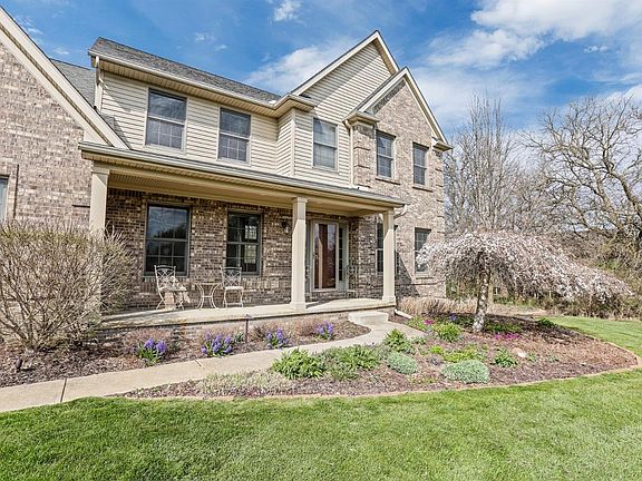 5th image of 9051 Gooding Dr