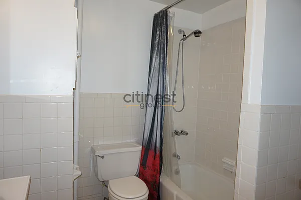Rented by Citi Nest Group LLC | media 26