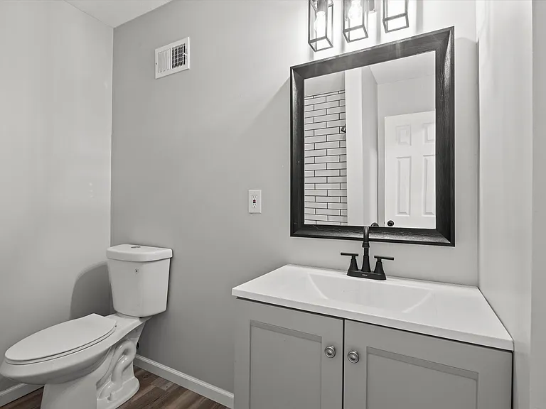 720 Ottawa St #134 — Photo 4